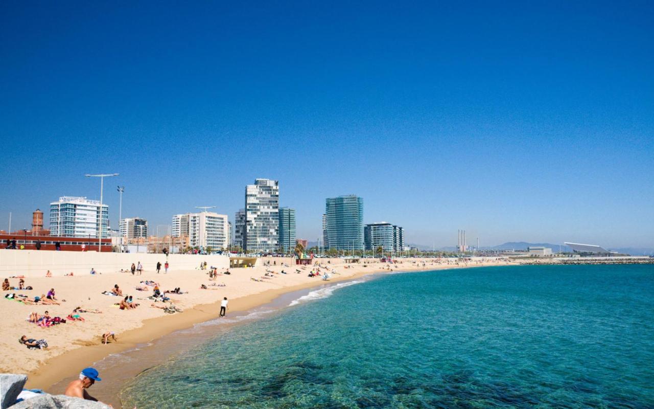 Cozy Yacht Lodge In Barcelona With Boat Tour Option Sant Adria de Besos Eksteriør bilde